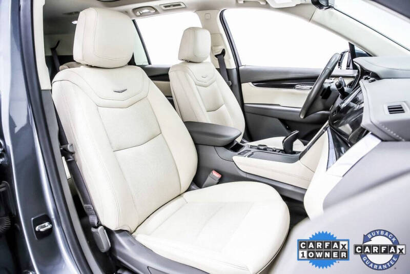 2021 Cadillac XT6 Premium Luxury