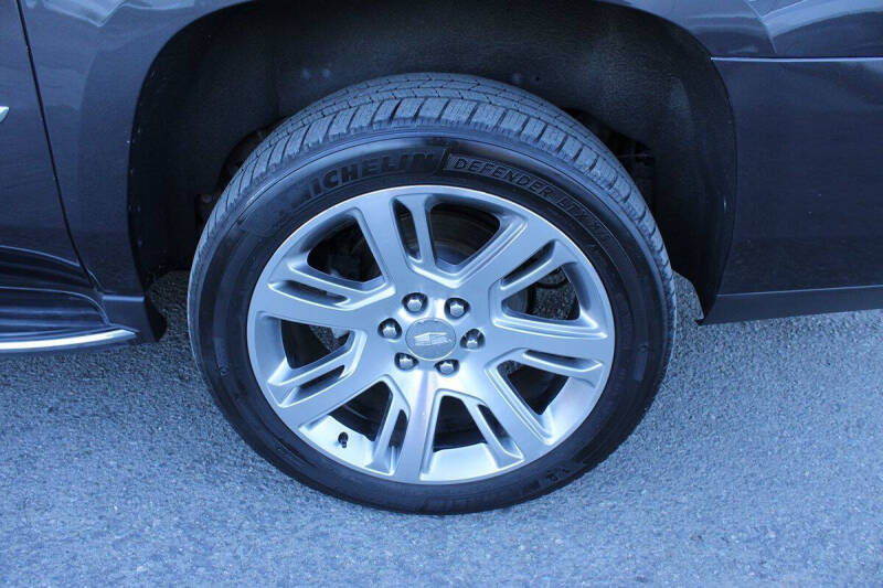 2018 Cadillac Escalade ESV Premium Luxury