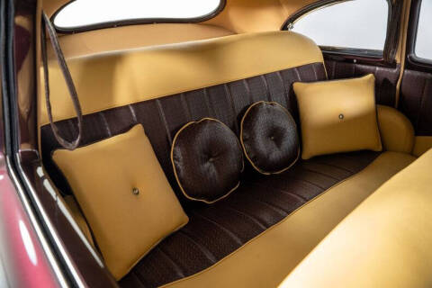 1940 Lincoln Zephyr
