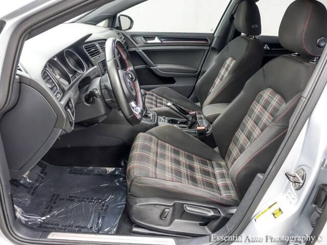 2017 Volkswagen Golf GTI S