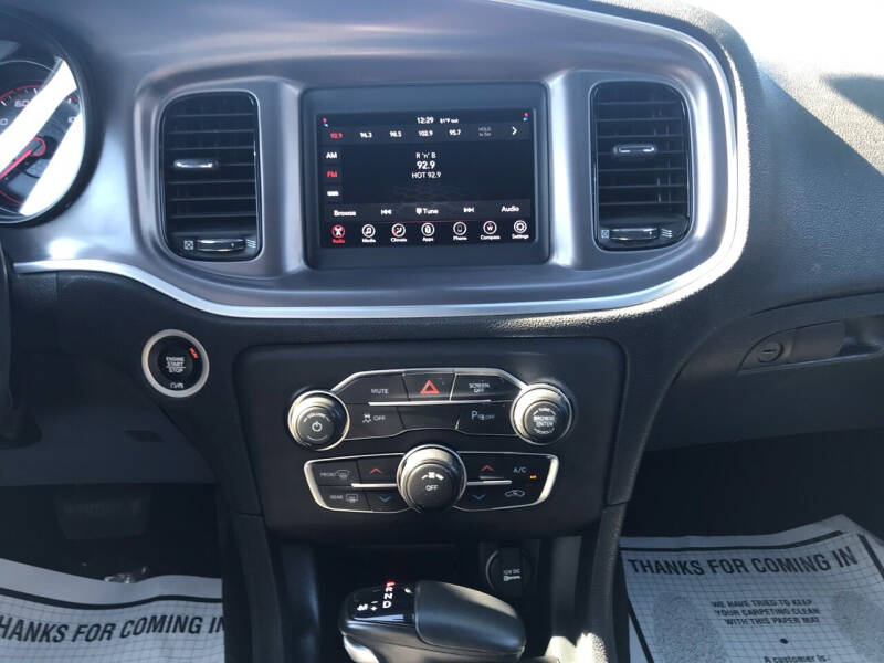 2019 Dodge Charger SXT