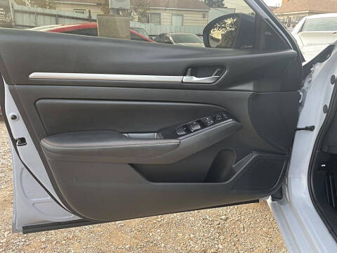 2024 Nissan Altima 2.5 SR