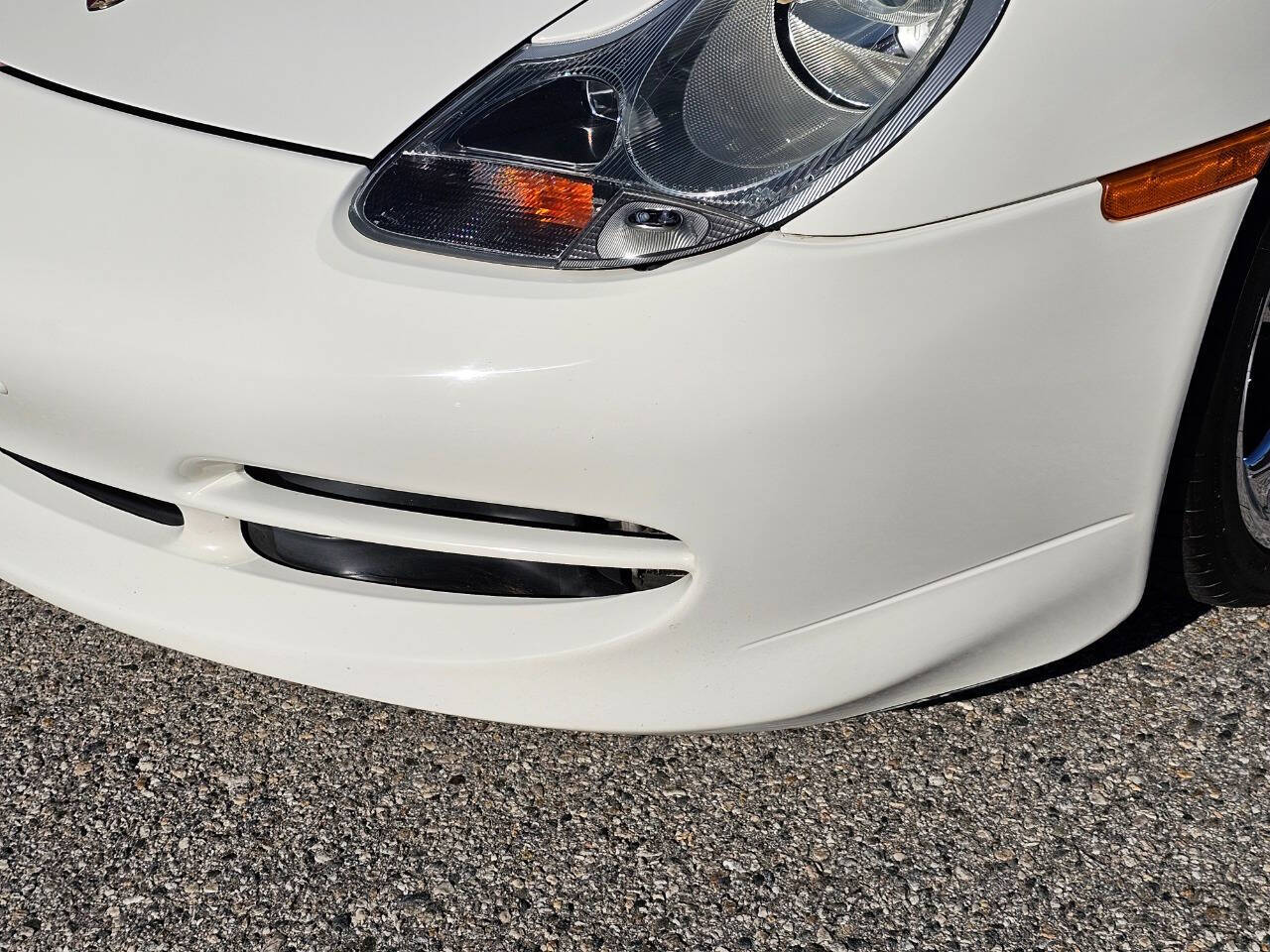 2001 Porsche 911 19