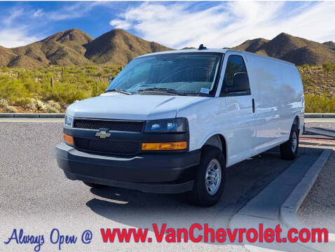 2025 Chevrolet Express 2500