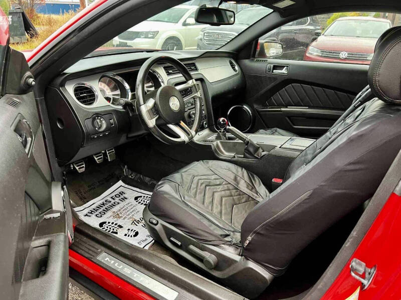 2012 Ford Mustang V6 Premium