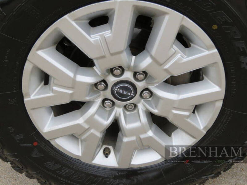 2022 Nissan Frontier SV