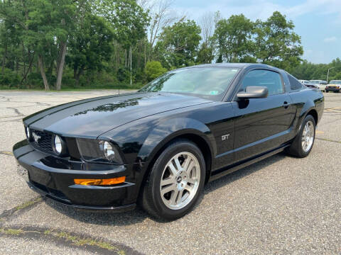 2006 Ford Mustang for sale at Right Pedal Auto Sales INC in Wind Gap PA