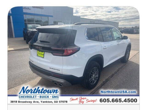 2025 GMC Acadia Elevation