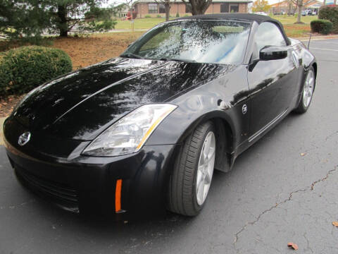 2004 Nissan 350Z for sale at Rueschhoff Automobiles in Lawrence KS