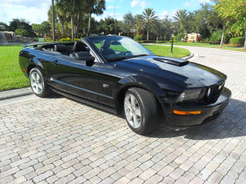 2007 Ford Mustang for sale at AUTO HOUSE FLORIDA in Pompano Beach FL