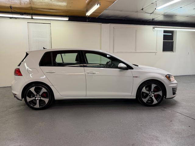 2016 Volkswagen Golf GTI