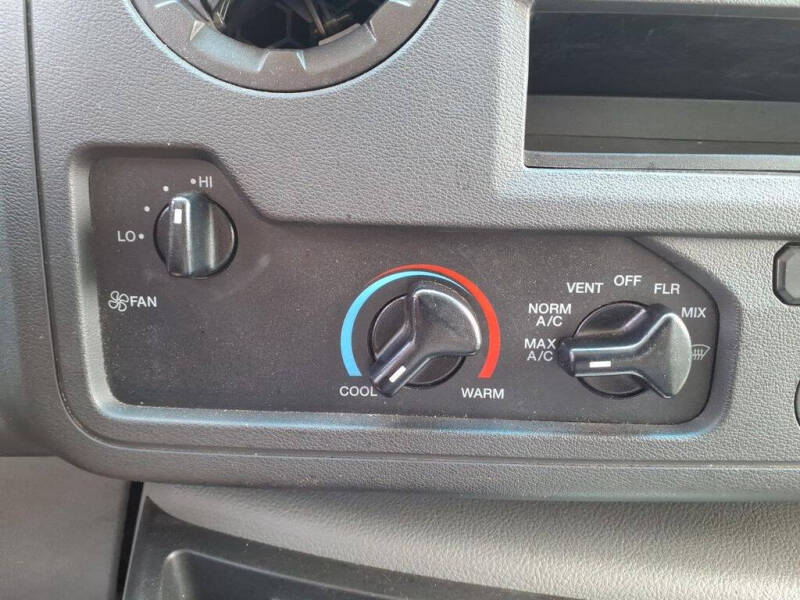 2023 Ford E-Series