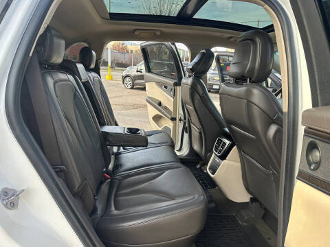 2020 Lincoln Nautilus Reserve