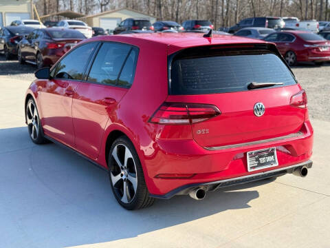 2020 Volkswagen Golf GTI S