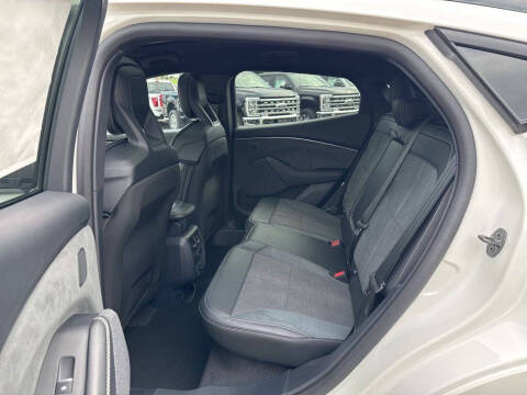 2025 Ford Mustang Mach-E GT