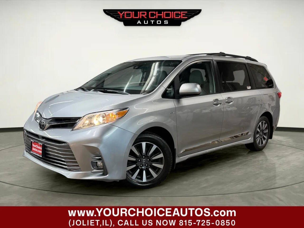 2019 Toyota Sienna XLE 7 Passenger AWD 4dr Mini Van's photo