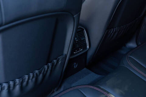 2025 Porsche Macan T