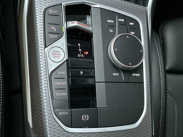 2025 BMW 3 Series 330i xDrive