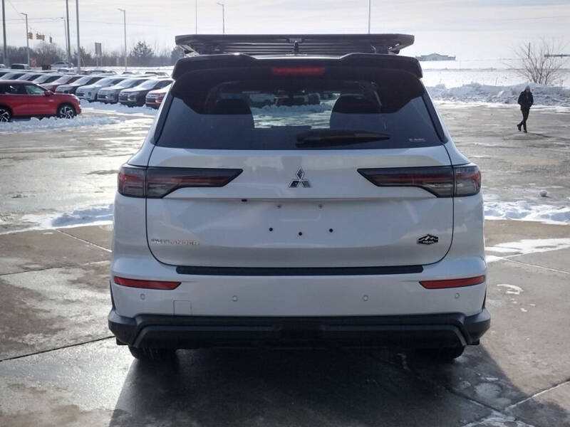 2026 Mitsubishi Outlander Trail Edition