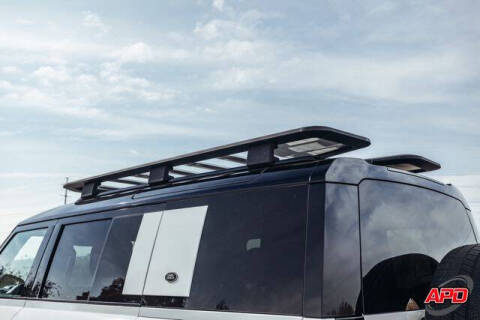 2022 Land Rover Defender 110 X-Dynamic HSE