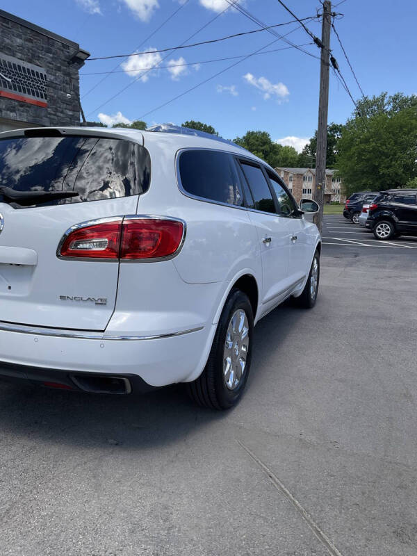 2017 Buick Enclave Leather