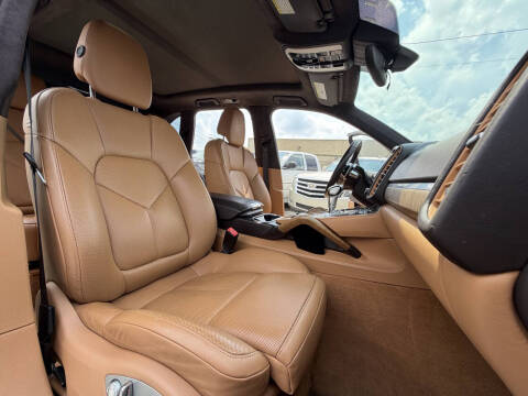 2015 Porsche Cayenne S E-Hybrid