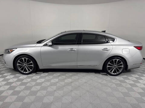 2018 Kia Cadenza Technology