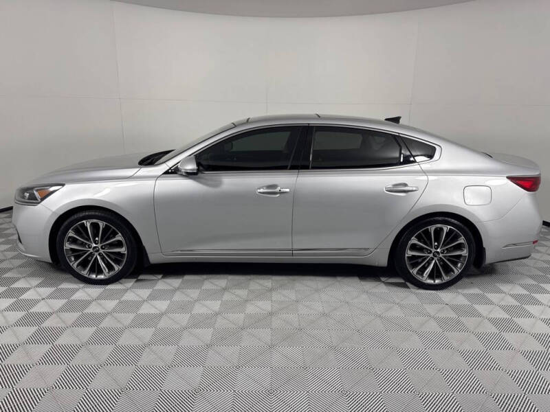 2018 Kia Cadenza Technology