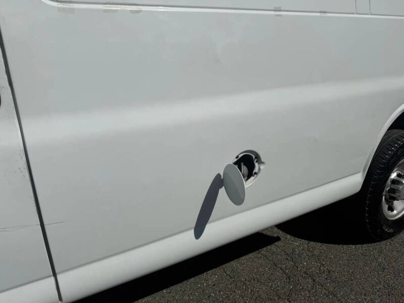 2016 Chevrolet Express 2500