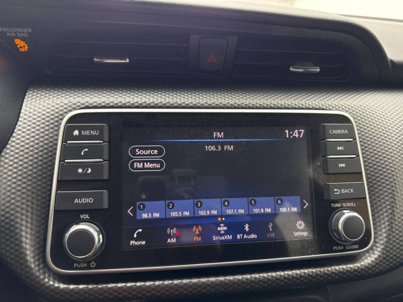 2020 Nissan Kicks SV