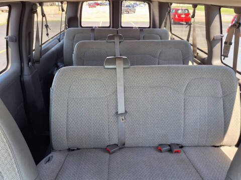 2023 Chevrolet Express LT 3500