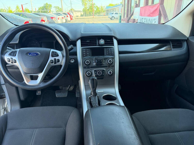 2014 Ford Edge SE