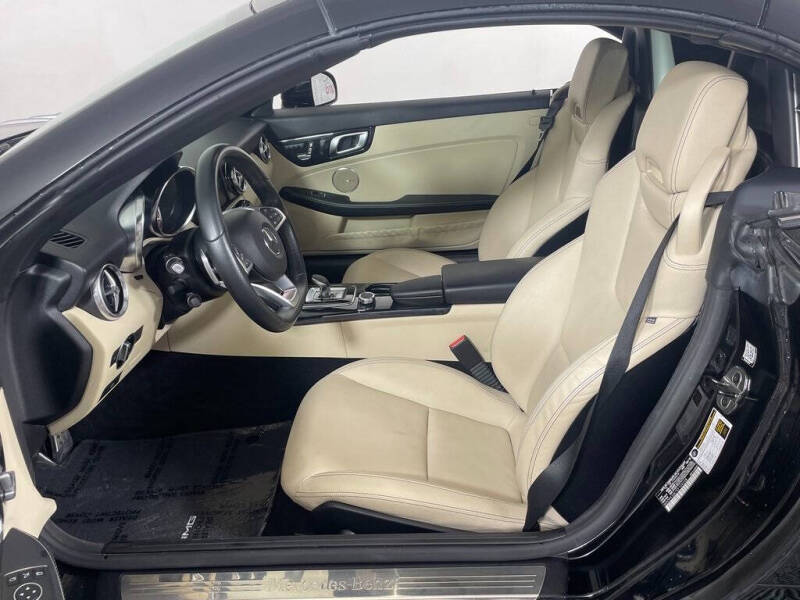 2019 Mercedes-Benz SLC SLC 300