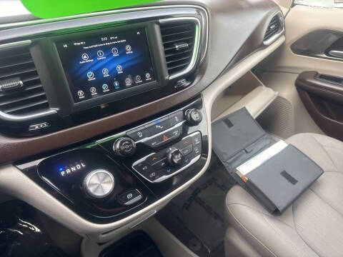 2018 Chrysler Pacifica Touring Plus
