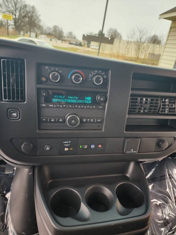 2023 Chevrolet Express 2500