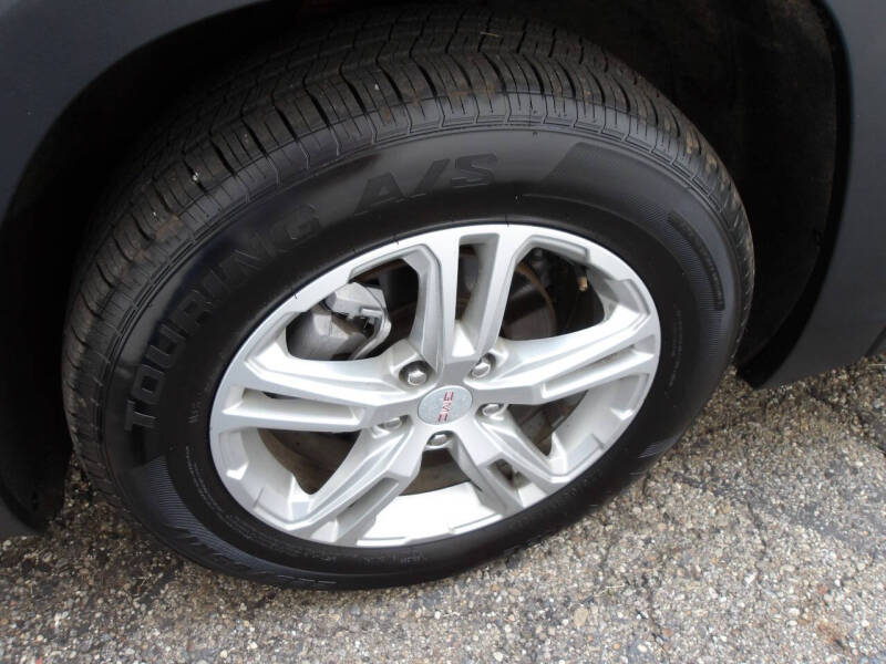 2023 GMC Terrain SLE