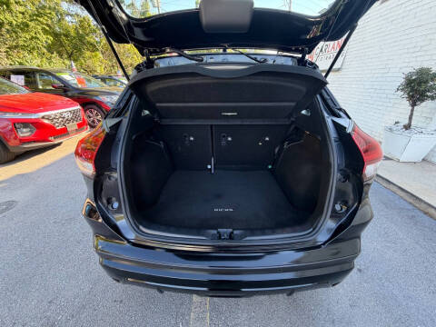 2022 Nissan Kicks S