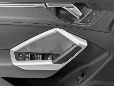 2020 Audi Q3 quattro S line Prem Plus 45 TFSI