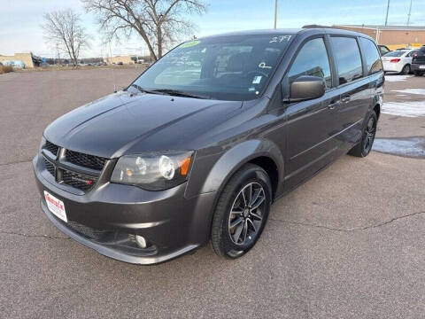 2016 Dodge Grand Caravan for sale at De Anda Auto Sales in South Sioux City NE