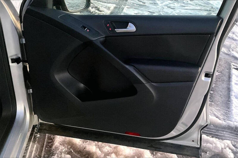 2017 Volkswagen Tiguan 2.0T Sport 4Motion