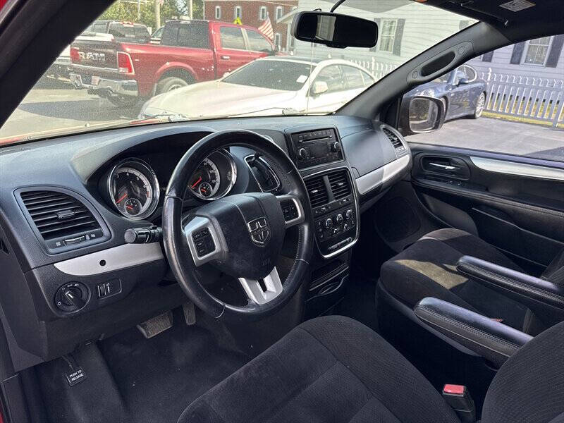 2014 Dodge Grand Caravan SE