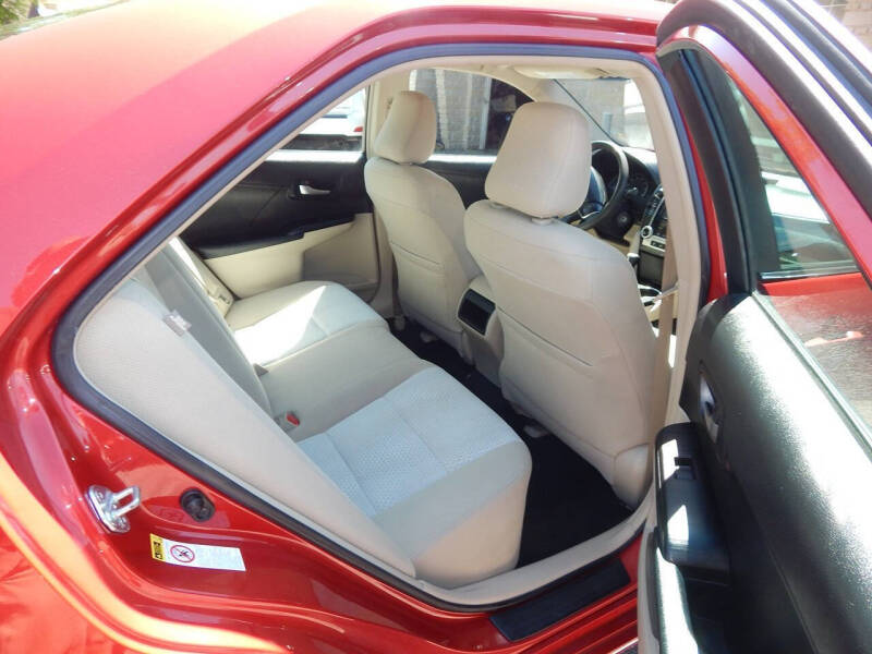 2012 Toyota Camry LE