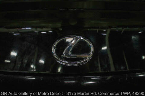 2004 Lexus SC 430