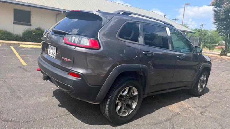 2019 Jeep Cherokee Trailhawk