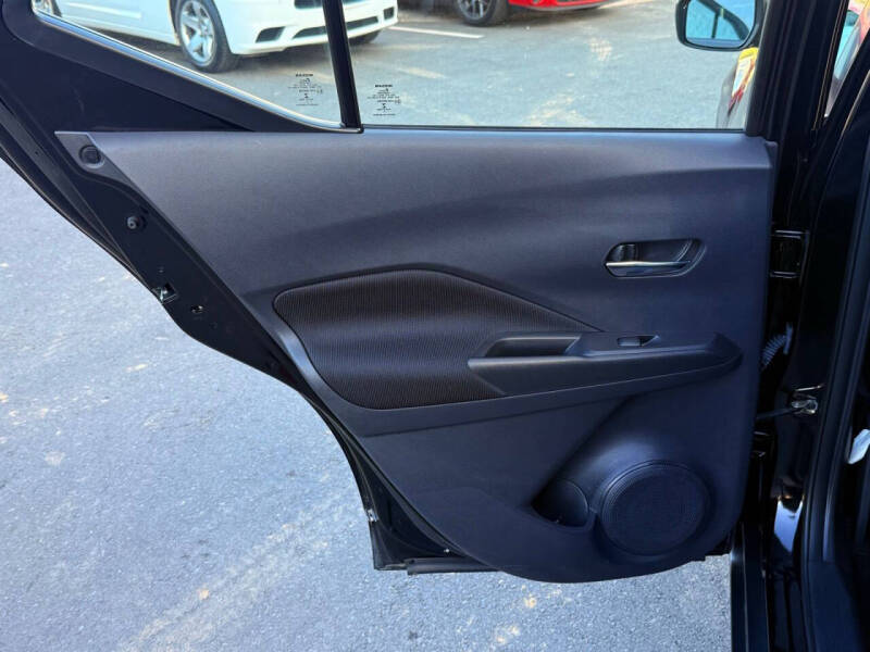 2021 Nissan Kicks SV