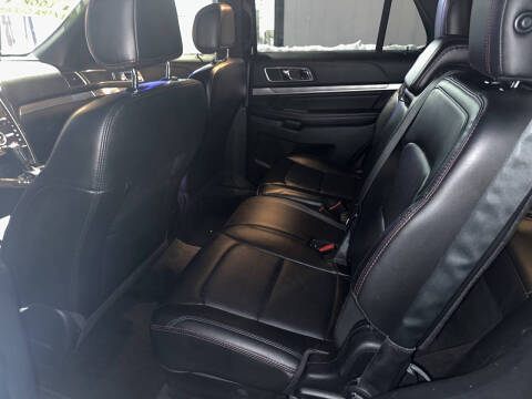 2017 Ford Explorer Sport