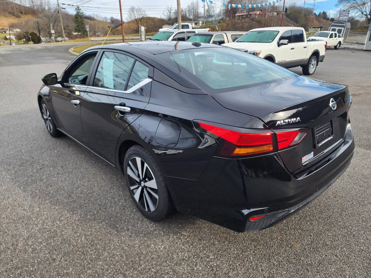 2022 Nissan Altima for sale at Auto Energy in Lebanon, VA