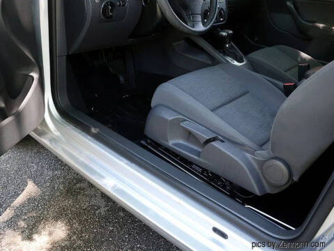 2008 Volkswagen Rabbit S