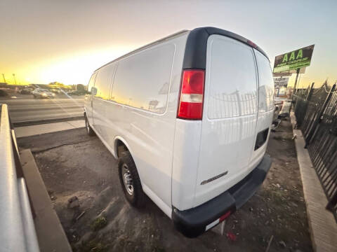 2019 Chevrolet Express 2500