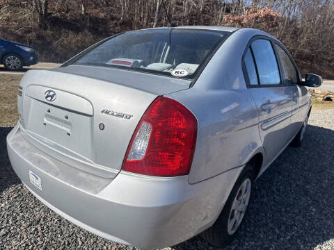 2011 Hyundai Accent GLS